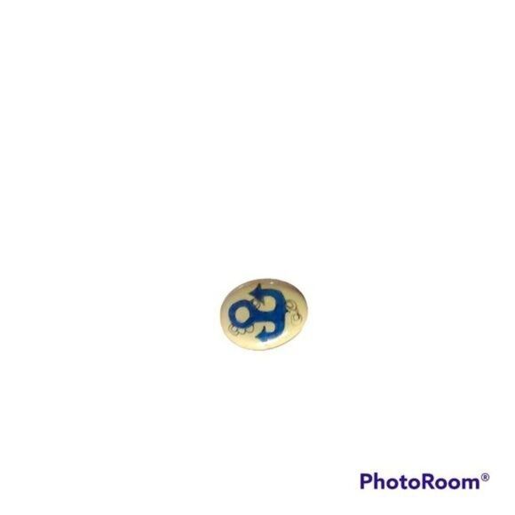 Vintage Anchor Small Pin Brooch Coastal Grandma - Picture 1 of 5